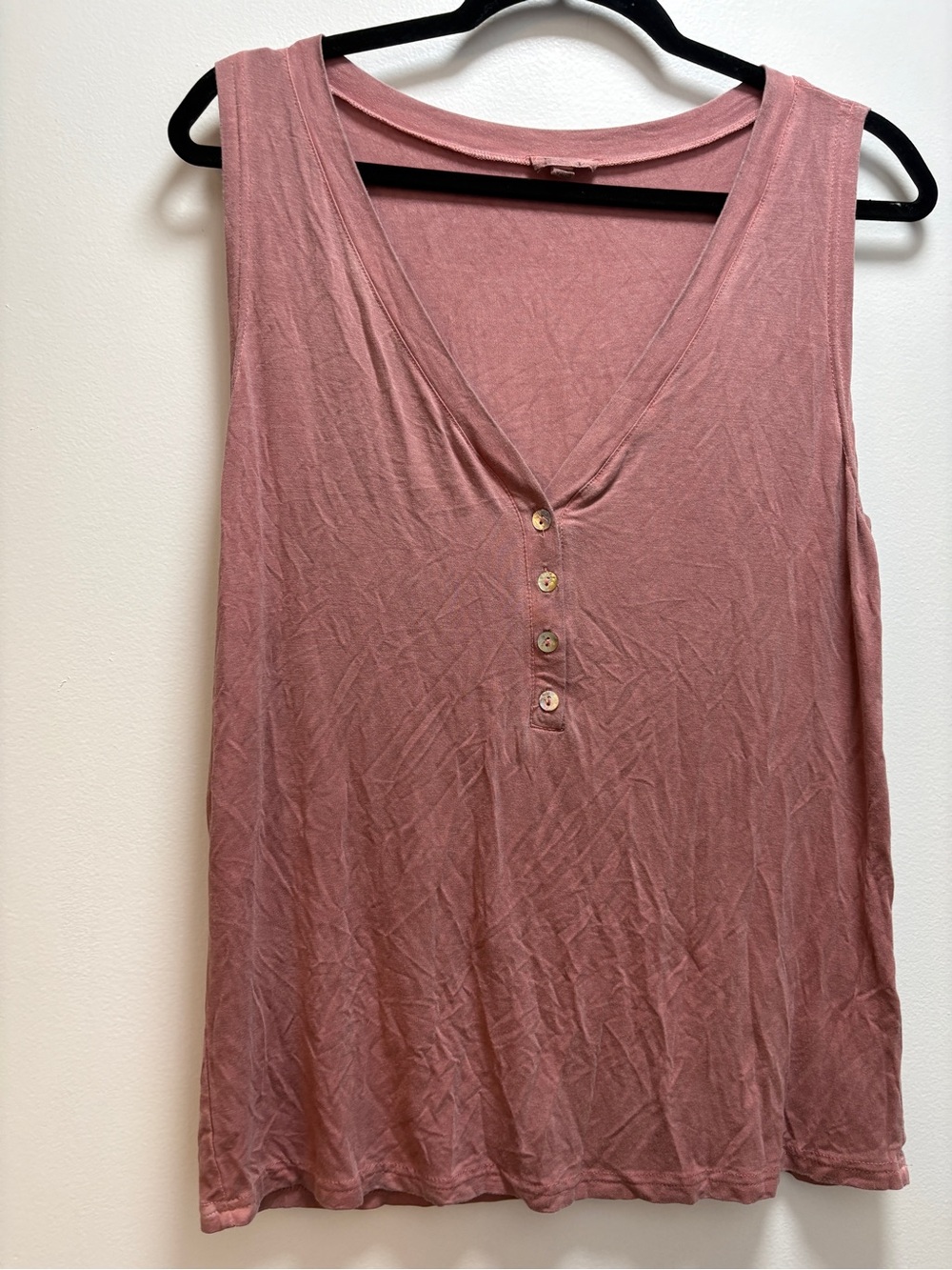 POL Dusty Rose V‑Neck Button Tank | M | coquette minimalist quiet